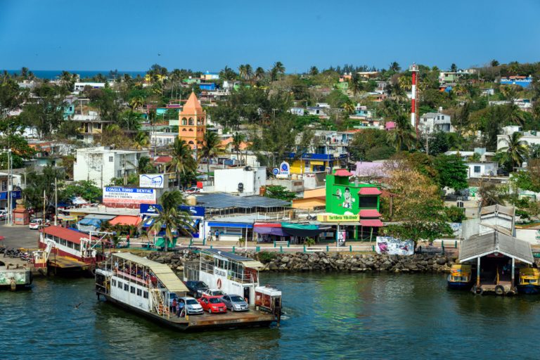 Coatzacoalcos Vibes: 10 Awesome Things to Do in Veracruz