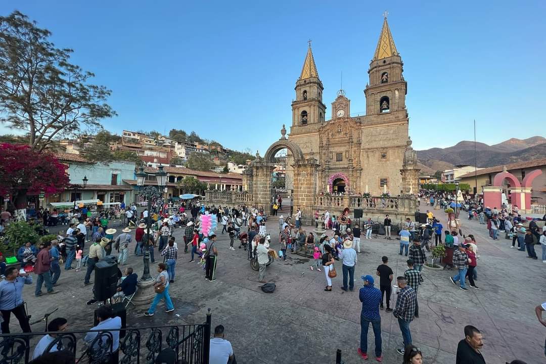 talpa-allende jalisco mexico main square
