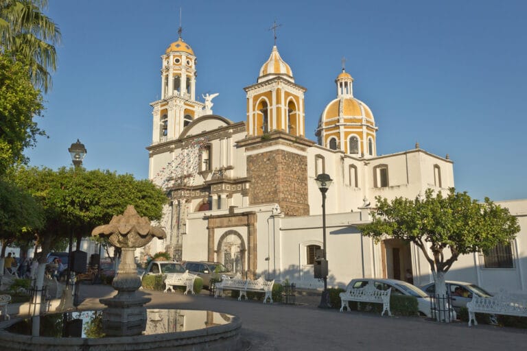 A Traveler’s Guide to Comala, Colima: 7 Unmissable Attractions