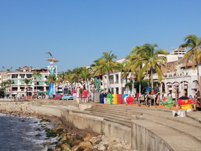 Puerto Vallarta Delights: 12 Activities That Define Your Getaway
