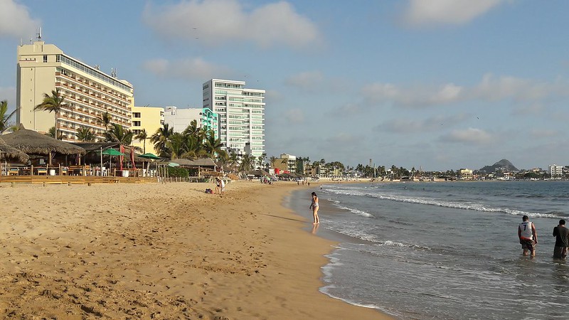beaches in mazatlan