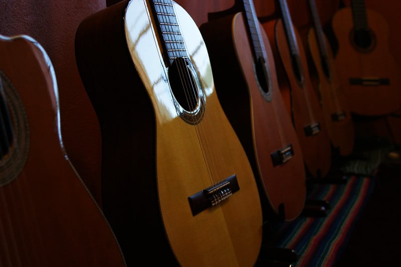 paracho guitars