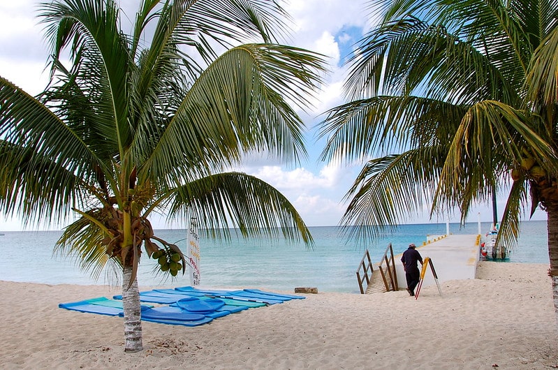 corona beach cozumel