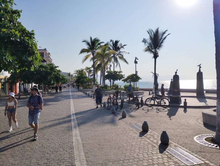 How to Visit Puerto Vallarta’s Boardwalk: Stroll, Savor, Explore