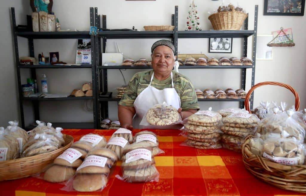 bustamante mexico bread