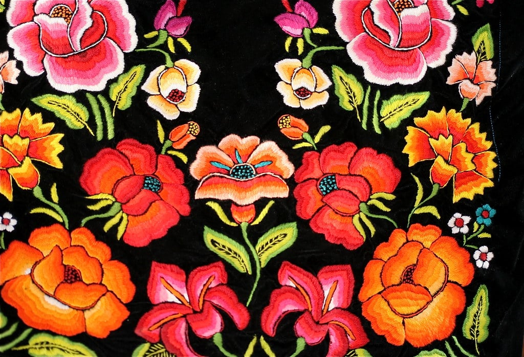 types of mexican embroidery